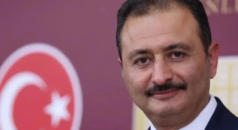 Cüneyt Aldemir: Tokat'ta İstiklal Meşalesi Yakıldı