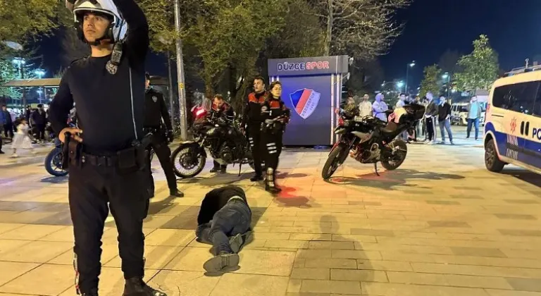 Düzce Merkez Anıtpark Meydanı'nda Kan Döküldü!