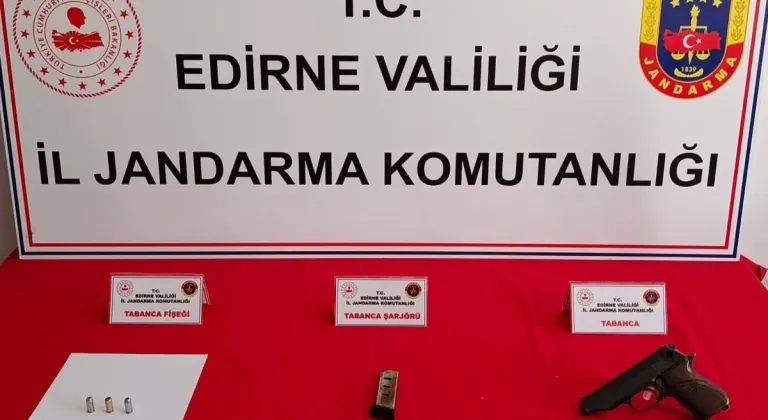 Edirne İl Jandarma, Kaçakçılık Operasyonunda Ruhsatsız Tabanca Ele Geçirdi