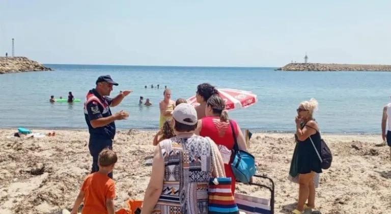 Edirne Jandarma Vakıf Sahili'nde Boğulma Riskine Karşı Uyarı Yaptı