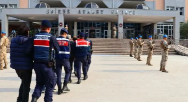 Edirne Jandarması Göçmen Kaçakçılarına Göz Açtırmıyor