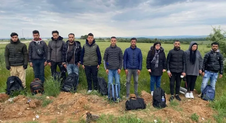 Edirne'de Göçmen Kaçakçılarına Darbe: 16 Organizatör ve 870 Göçmen Yakalandı