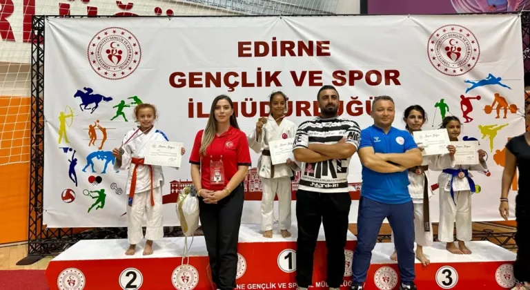 Edirne’de gururlandıran ‘Sakarya’ tablosu