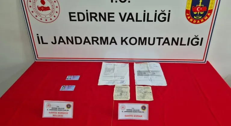 Edirne'de Sahte Belgelerle Yakalanan 3 Şüpheli Adli Makamlara Teslim Edildi