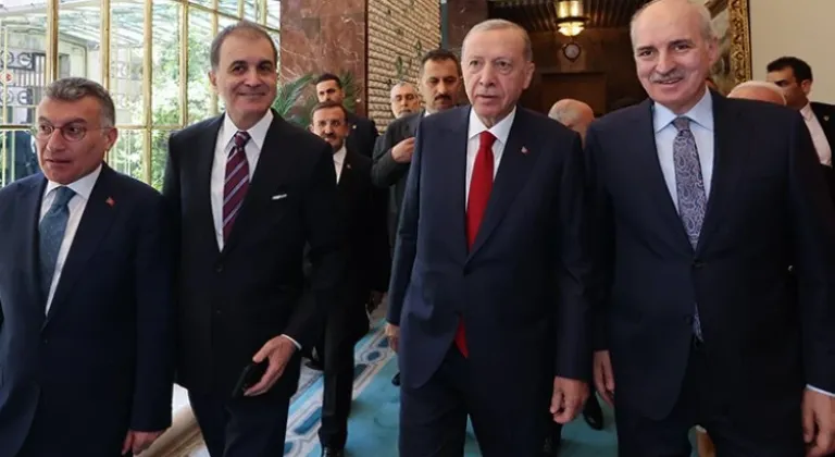 Erdoğan, Kurtulmuş'u Mecliste Ziyaret Etti