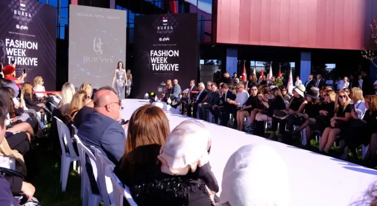 Fashıon Week Türkiye ile BUTTİM’de moda rüzgarı esti