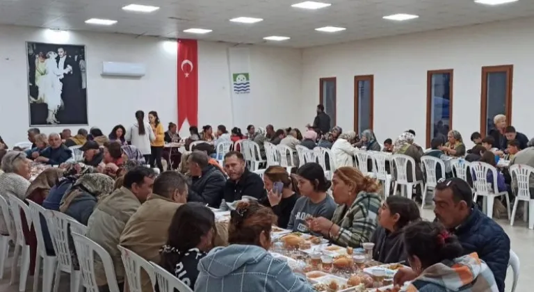 Foça Kaymakamı Türköz, Ilıpınar Mahallesi Sakinleri ile Buluştu