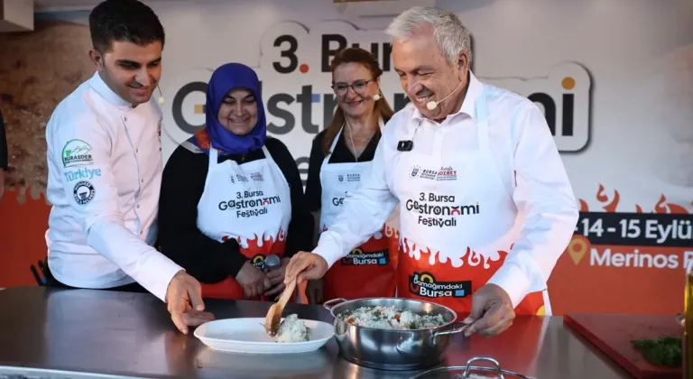 ‘Gastronomi Tırı’ Nilüfer’de... Enginarlı pilav ikram edildi