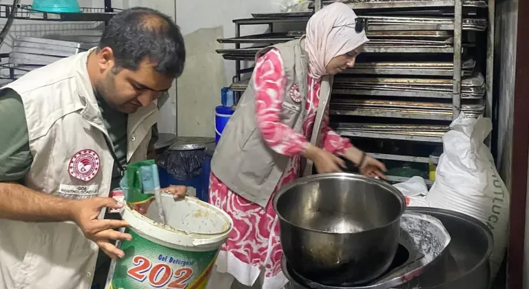 Gaziantep'te mide bulandıran denetim skandalı! Şahinbey ilçesinde güvenilir olmayan gıda ve boya skandalı yaşandı