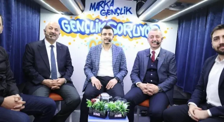 Gebzeli gençler sordu Başkan Büyükakın cevapladı