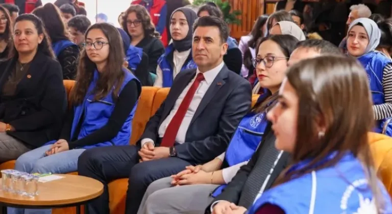 Bilecik Şeyh Edebali Üniversitesi Genç Ofis’te Yıldızlar Sahne Aldı!