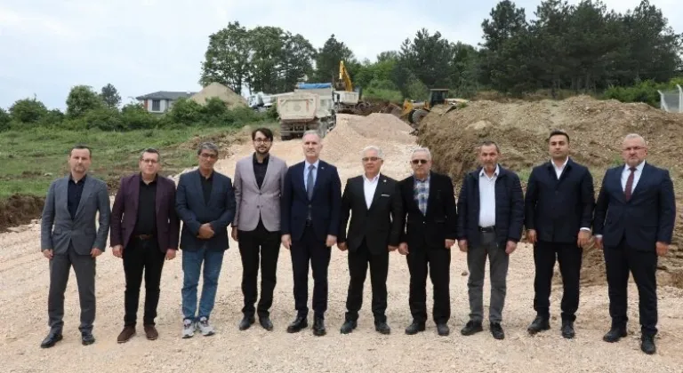 İnegöl Yeniceköy Mahallesinde yeni yollar açılıyor