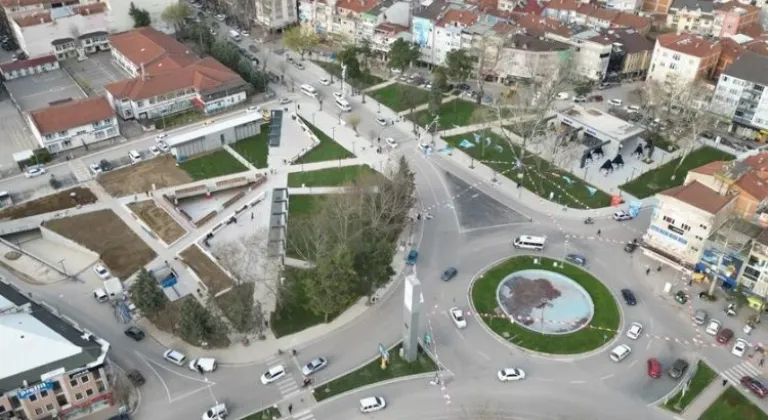 İnegöl'e Modernlik Kazandıracak Merkez Park Projesinde Otoparklar Hizmete Açıldı