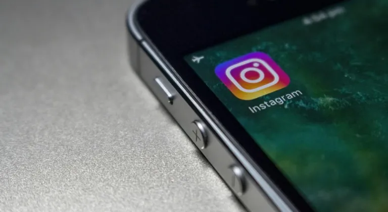 Instagram'da Güvenliği Artırmak İçin Alınabilecek Önlemler Nelerdir?