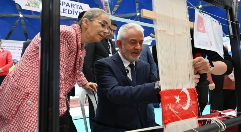 Isparta'da Devlet Teşvikleri Tanıtım Günleri: Gençlerin Yoğun İlgisi!
