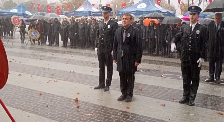 İstanbul Beykoz'da Ata'ya özlem 'sel'i!