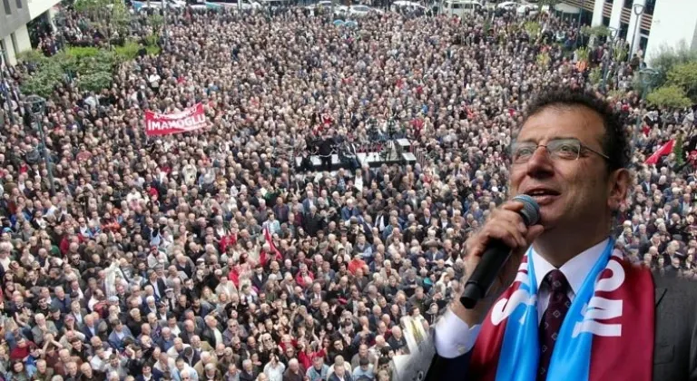 İstanbul Büyükşehir Belediye Başkanı Trabzon'da Coşkulu Karşılama ve İlginç Konuşmalar Yaptı