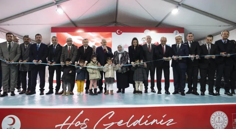 İstanbul Pendik'te Tunalar Kızılay Anaokulu Törenle Açıldı