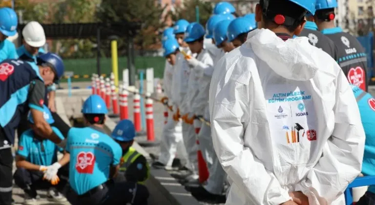 İstanbul'da 'Altın Bilezik' öğrencilerine iş fırsatı