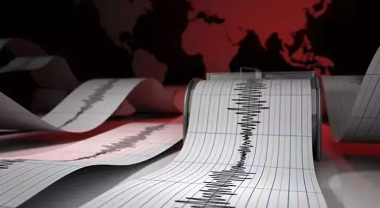 İstanbul'da Şiddetli Deprem! Son Dakika Gelişmeleri ve Uzman Yorumları