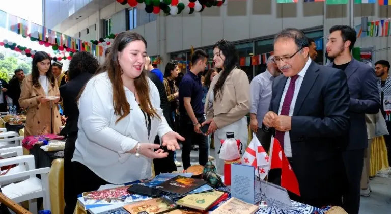 İstanbul'da Uluslararası Kültür Günü'nde renkli görüntüler