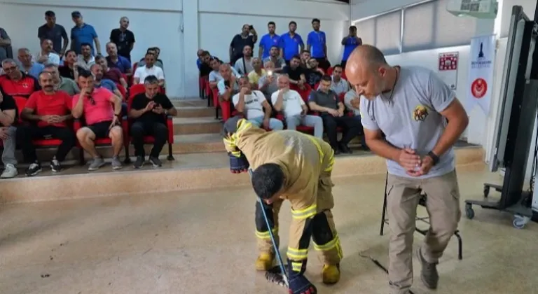 İzmir İtfaiyesi Yılan Yakalama Eğitimine Başladı