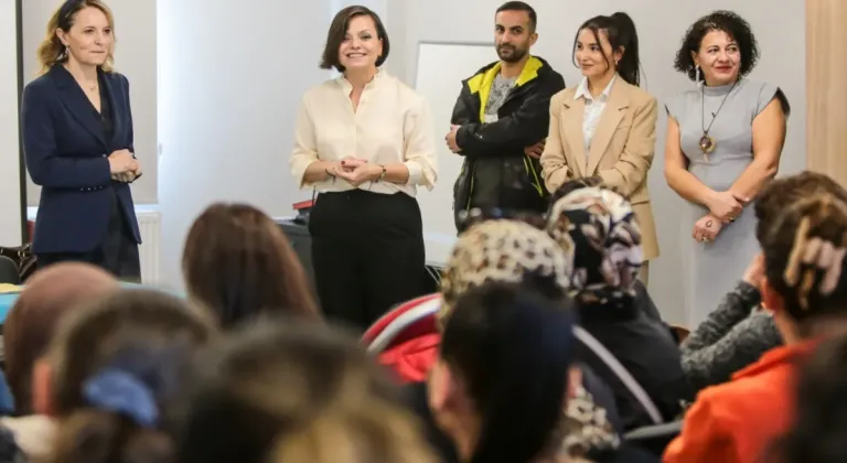 İzmir Karabağlar'da bilinçlendirme etkinlikleri düzenlendi