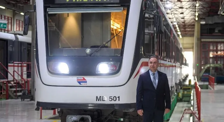 İzmir Metrosu'nun Efsane Tren Seti MD 501: 24 Yıldır Taşıyor