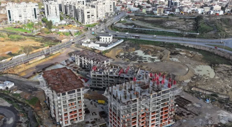 İzmir'de Kentsel Dönüşüm Hız Kazanıyor: İZBETON Yeniden İhale Düzenledi