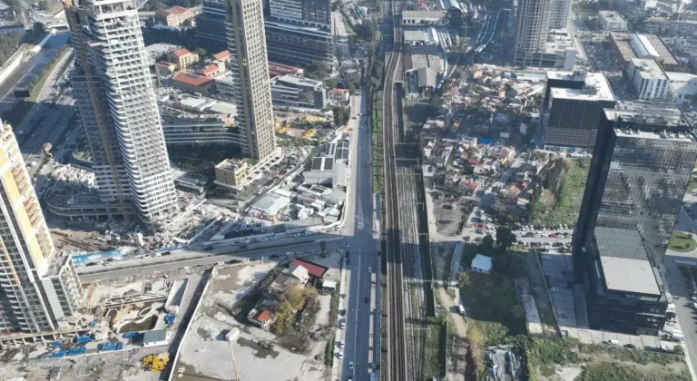 İzmir'de Mürselpaşa Karayolu Alt Geçidi Projesi Trafiği Rahatlatacak