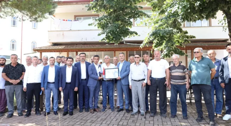 İzmit Belediyesi Mahalle Ziyaretlerine Süleymaniye ve Kadıköy'de Devam Ediyor