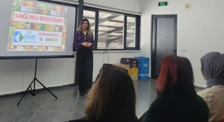 İzmit Belediyesi ve Kocaeli Üniversitesi İşbirliği İle Sağlıklı Beslenme Semineri