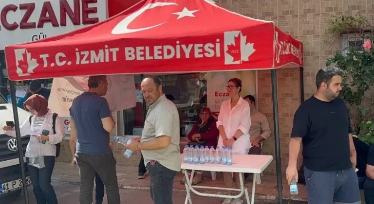 İzmit Belediyesi YKS adaylarının heyecanına ortak oldu