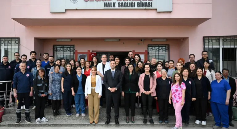 İzmit Bornova Belediye Başkanı Ömer Eşki, 14 Mart Tıp Bayramı Ziyaretinde Sağlık Hizmetlerini Vurguladı