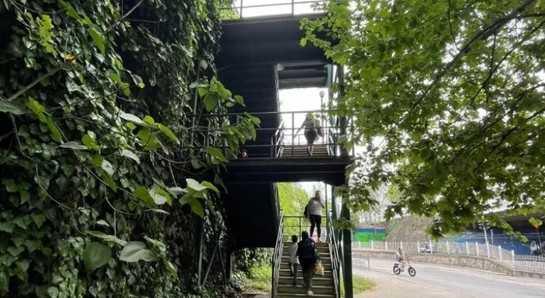 İzmit Tren Garı’na Yayalar İçin Asansör Kolaylığı! Kocaeli’de Yeni Ulaşım Projesi