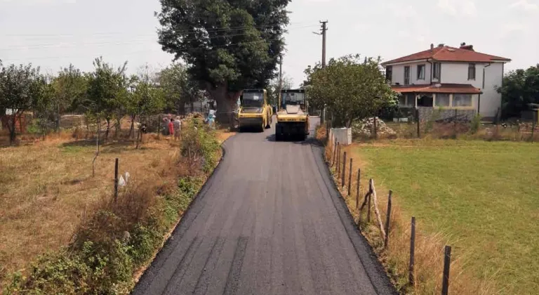 İzmit Yenice Köy Yolunda Yenileme Çalışmaları Devam Ediyor