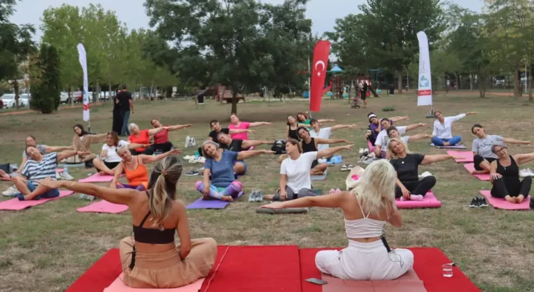 İzmitliler yoga ile 'Nefes Al'dı