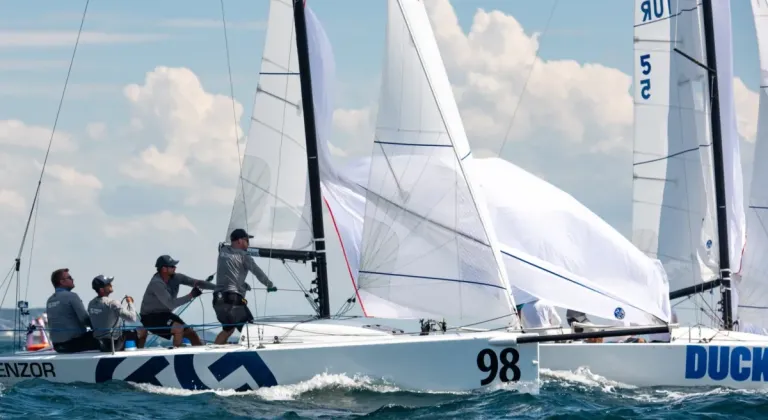 J/70 Sınıfı Yarışları İstanbul'da Adrenalin Dolu Geçti