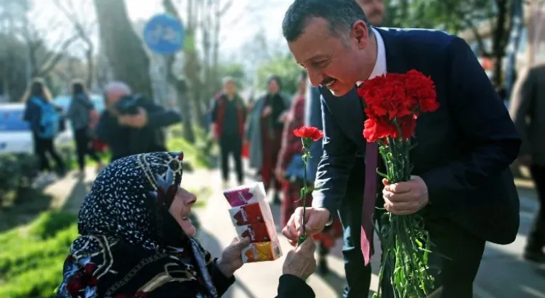 Kadınlar Güçlüyse Toplum Güçlenir