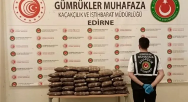 Kapıkule Gümrük Kapısı'nda Narkotik Operasyonunda 244 Kilogram Uyuşturucu Ele Geçirildi