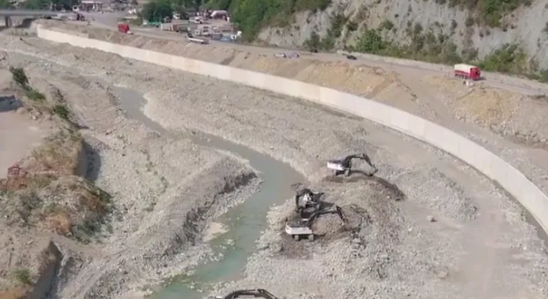 Karadeniz'in riskli illerinde ıslah çalışmaları sürüyor