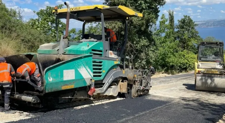 Karamürsel'de Trafik Sorununa Çözüm: Tekke Baba Sokak Yol Genişletme Çalışması