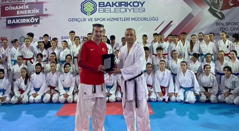 Karate Efsanesi Haldun Alagaş, Bakırköy'de Milli Sporcularla Buluştu