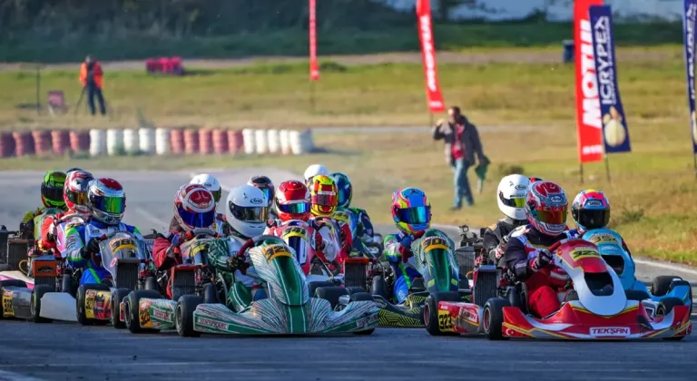 Karting son ayakta büyük çekişme