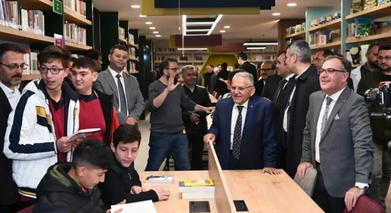 Kayseri Büyükşehir Kütüphanelerinde Kitapseverlerin Akını Devam Ediyor