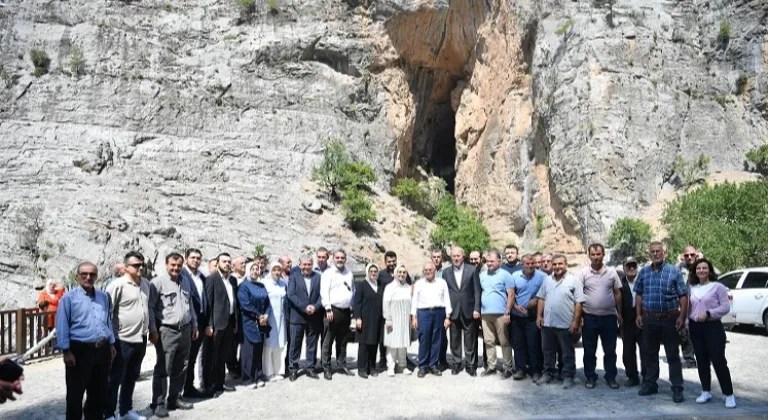 Kayseri dinamikleri Kapuzbaşı'nda vatandaşla buluştu