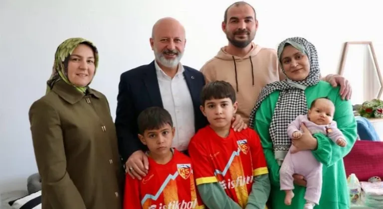 Kayseri Kocasinan'dan bebeklere 'hoş geldin' hediyesi