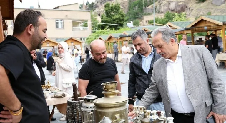 Kayseri Talas'ta Antika Pazarı heyecanı