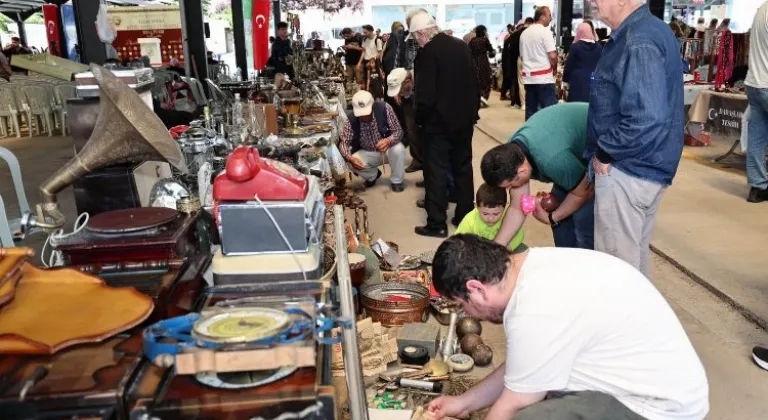 Kayseri’de Antika Pazarı Yeni Mekanını Sevdi