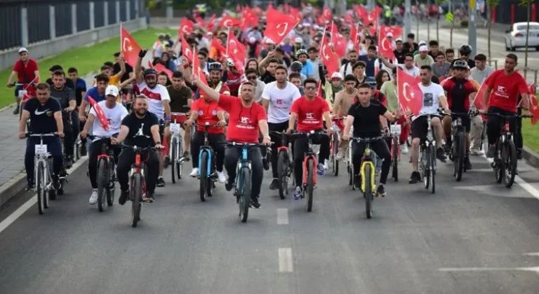 Kayseri'de Milletin Zaferi Bisiklet Turuna Büyük İlgi